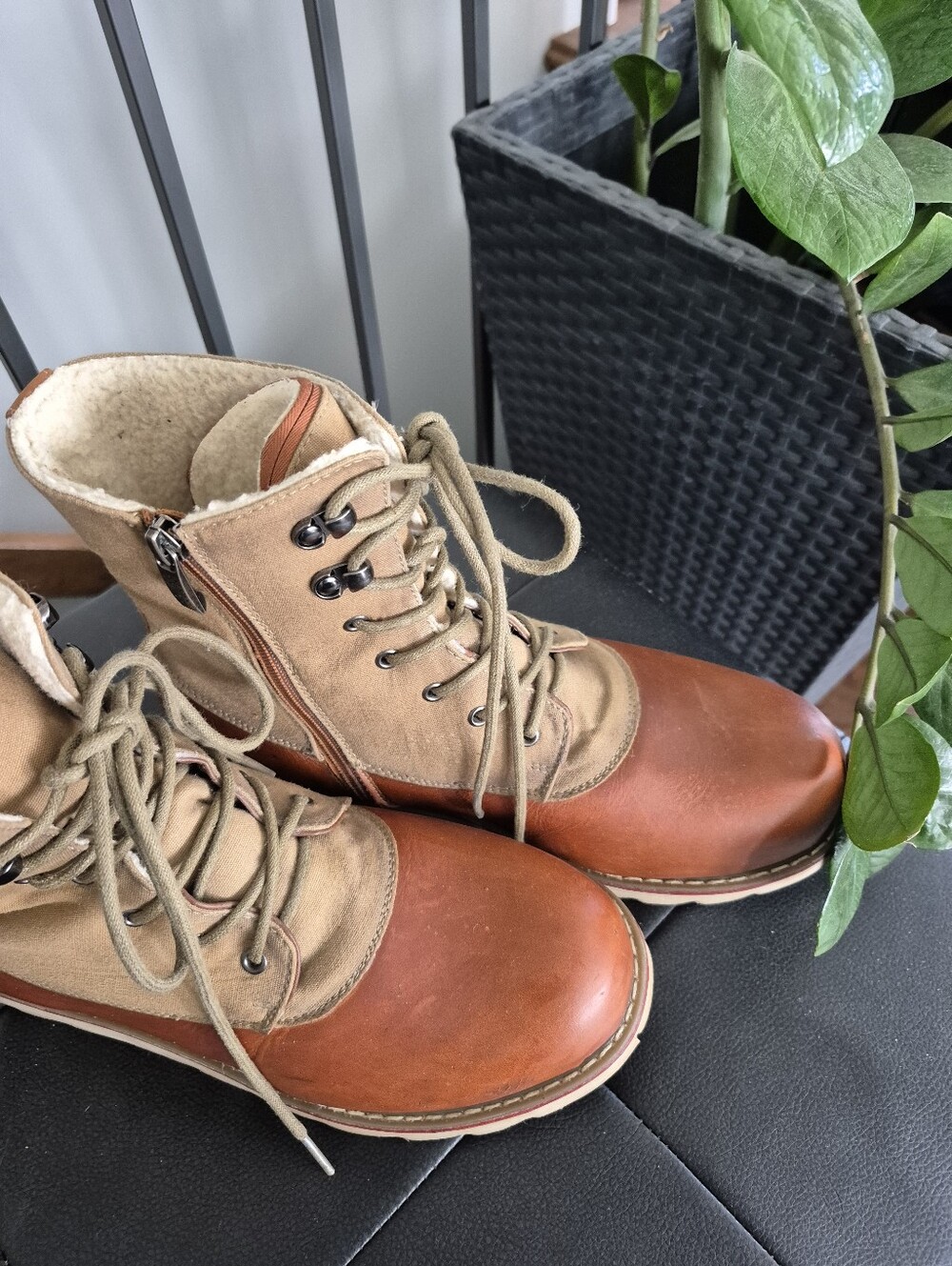 Men's Lace-Up Tan & Brown Leather-Suede Boots